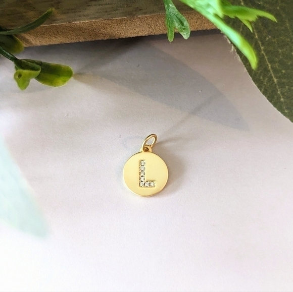Free with $25 Purchase | GOLD Plated Letter L Pendant Cubic Zirconia - Brand New - Picture 1 of 6